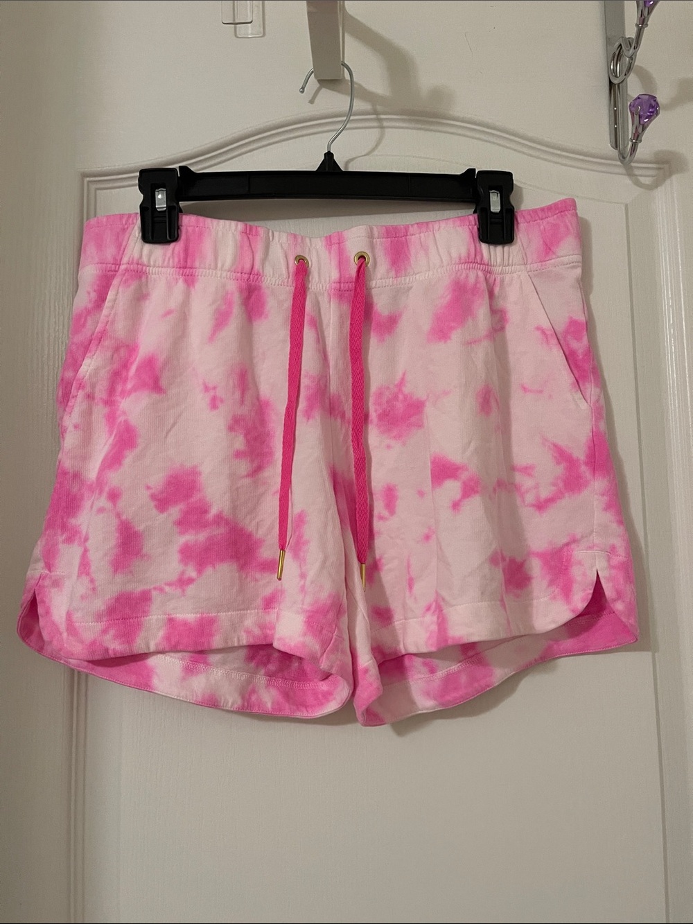 Lilly Pulitzer shorts size medium excellent condition